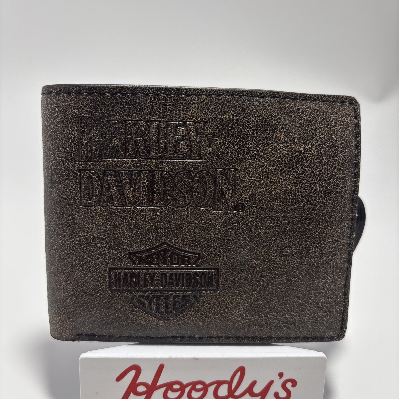 Harley Davidson Men\'s Embossed Bar & Shield Logo Leather Bi- Fold Wallet Brown