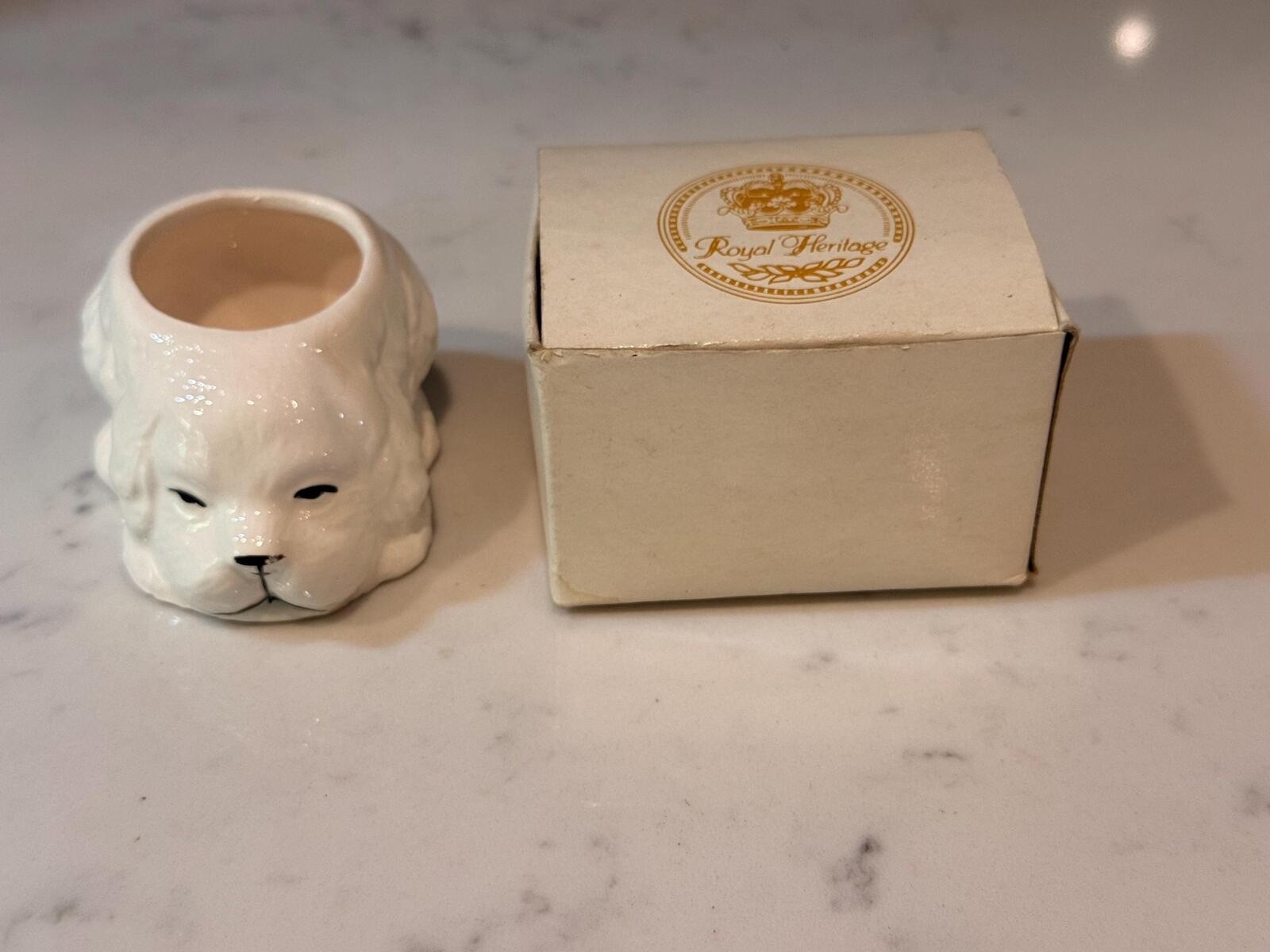 Vintage Royal Winton Dog Head Vase with Certificate of Authenticity and Box Vintage Royal Winton Dog Head Vase with Certificate of Authenticity and Box