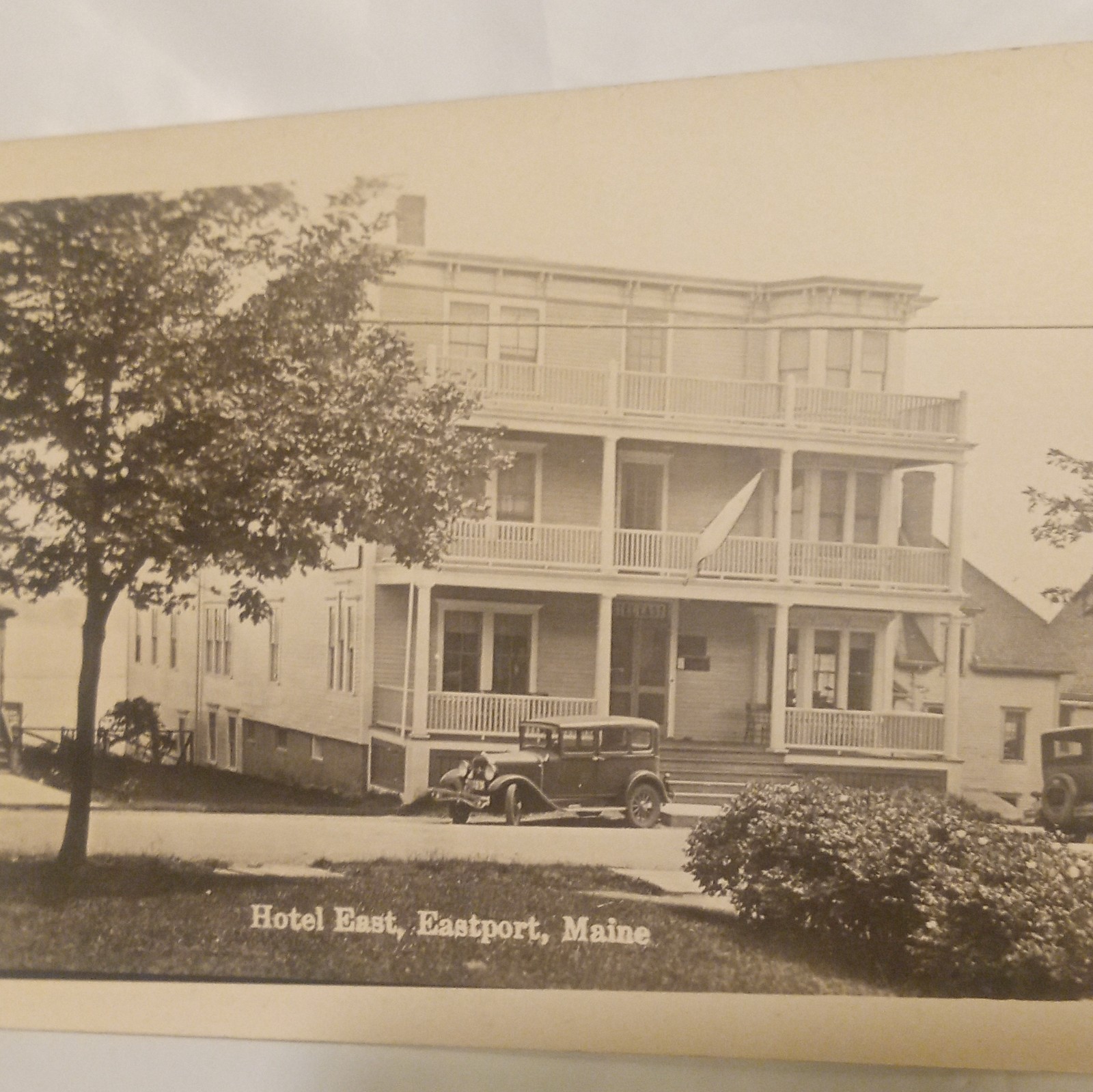 Vtg WW2 Era 1944 Postcard Hotel East Eastport Maine Real Photo RPPC Automobiles