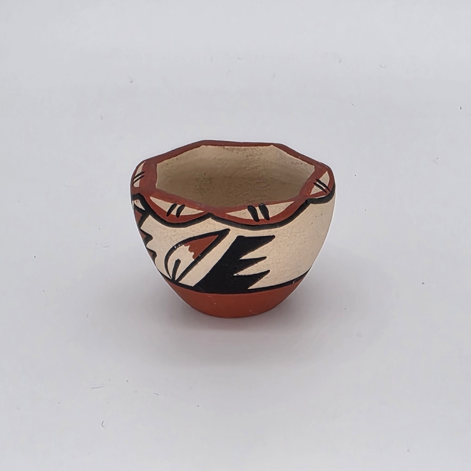 Native American Vintage VC Jemez Pueblo Pottery Bowl Handcrafted (1 7/16x1\ Native American Vintage VC Jemez Pueblo Pottery Bowl Handcrafted (1 7/16x1\