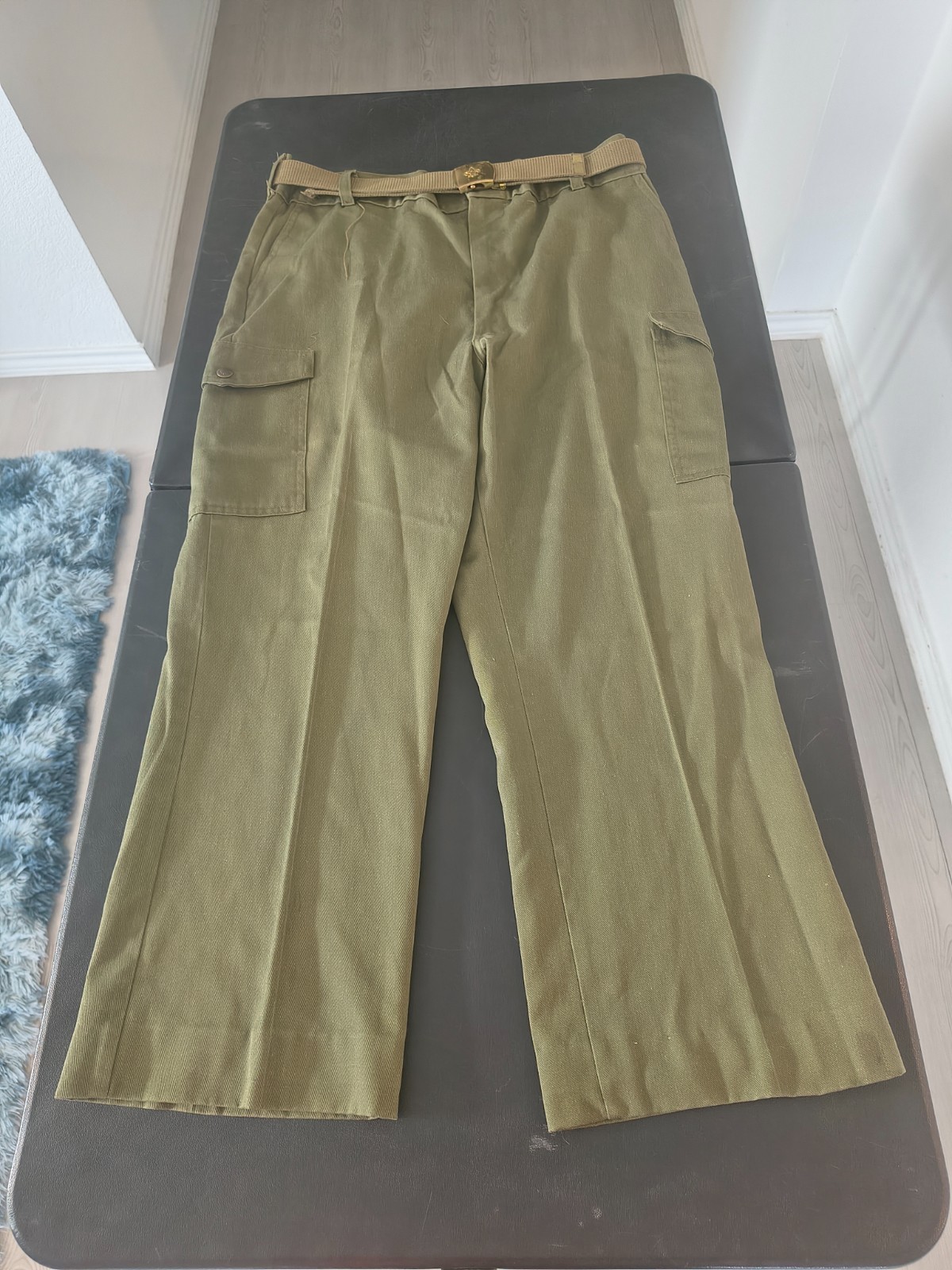 vintage boy scouts cargo pants 1980-1990s.olive green.BSA-embassed brass buckle vintage boy scouts cargo pants 1980-1990s.olive green.BSA-embassed brass buckle