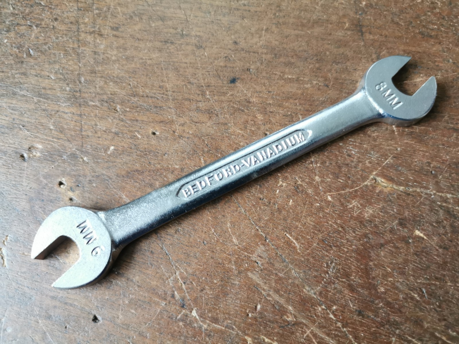 Vintage Bedford metric spanner 8mm X 9mm, 131mm long. 