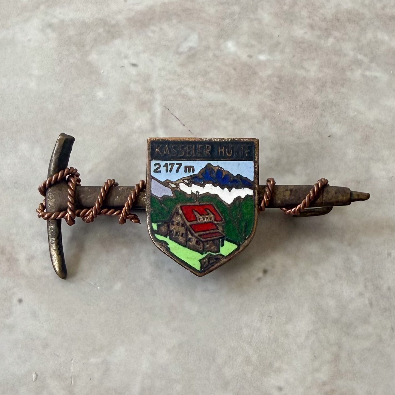 Vtg Kasseler Enamel Metal Stake Bavarian Alpine Oktoberfest Hat Pin
