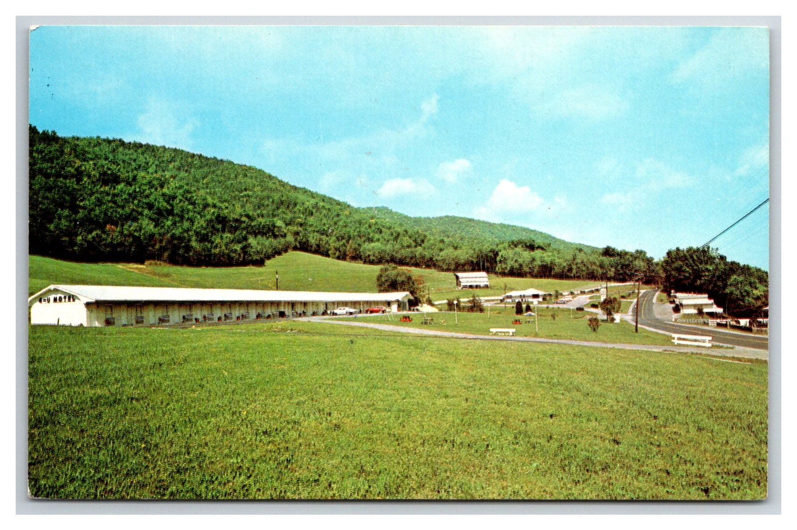 Old West Virginia Postcard - Seneca Rocks - Hedrick\'s 4-U Motel, Restaurant