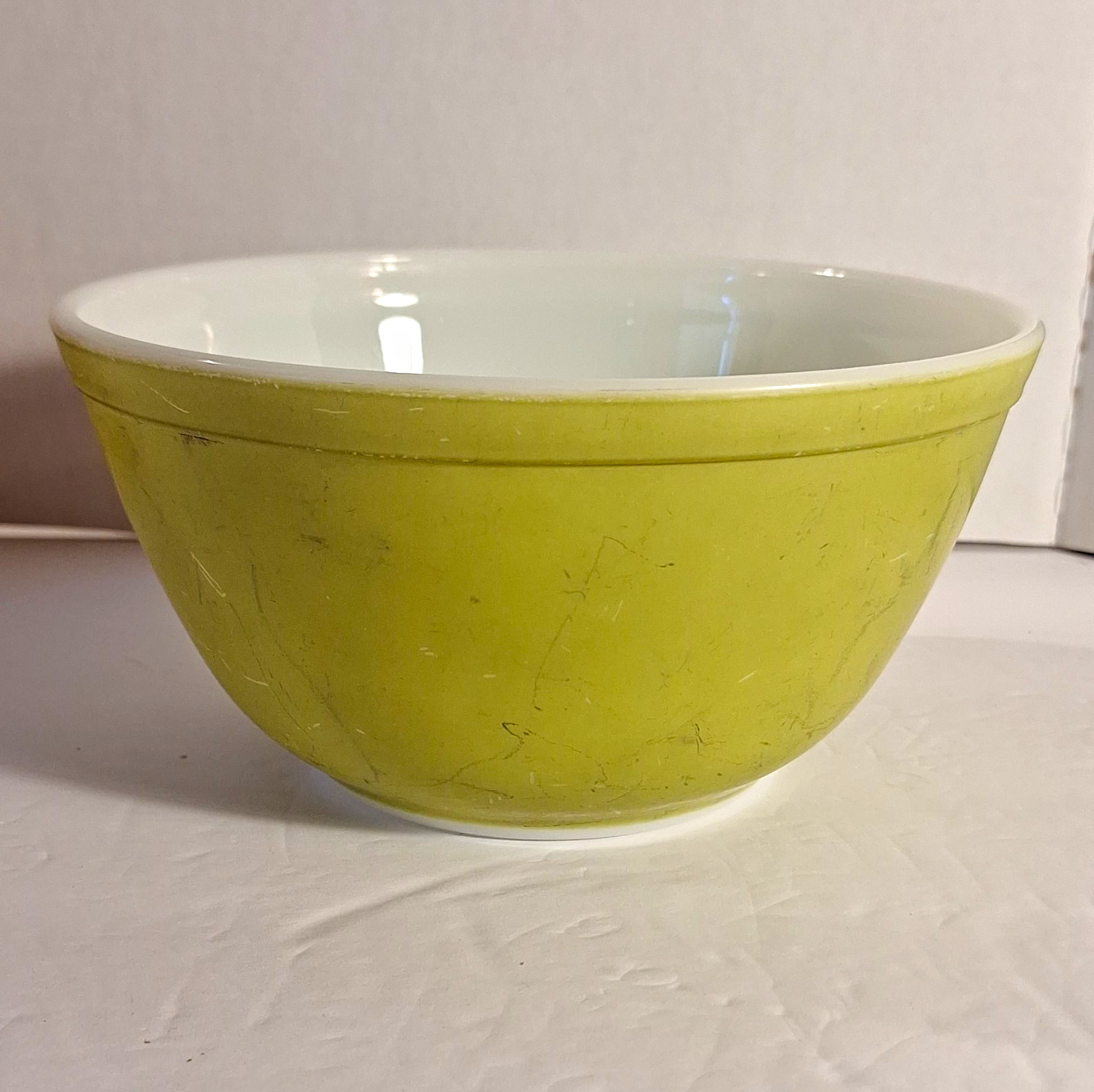 Vintage Pyrex  Nesting Bowl Faded Avocado 402 1 1/2 Quart Ovenware USA Made