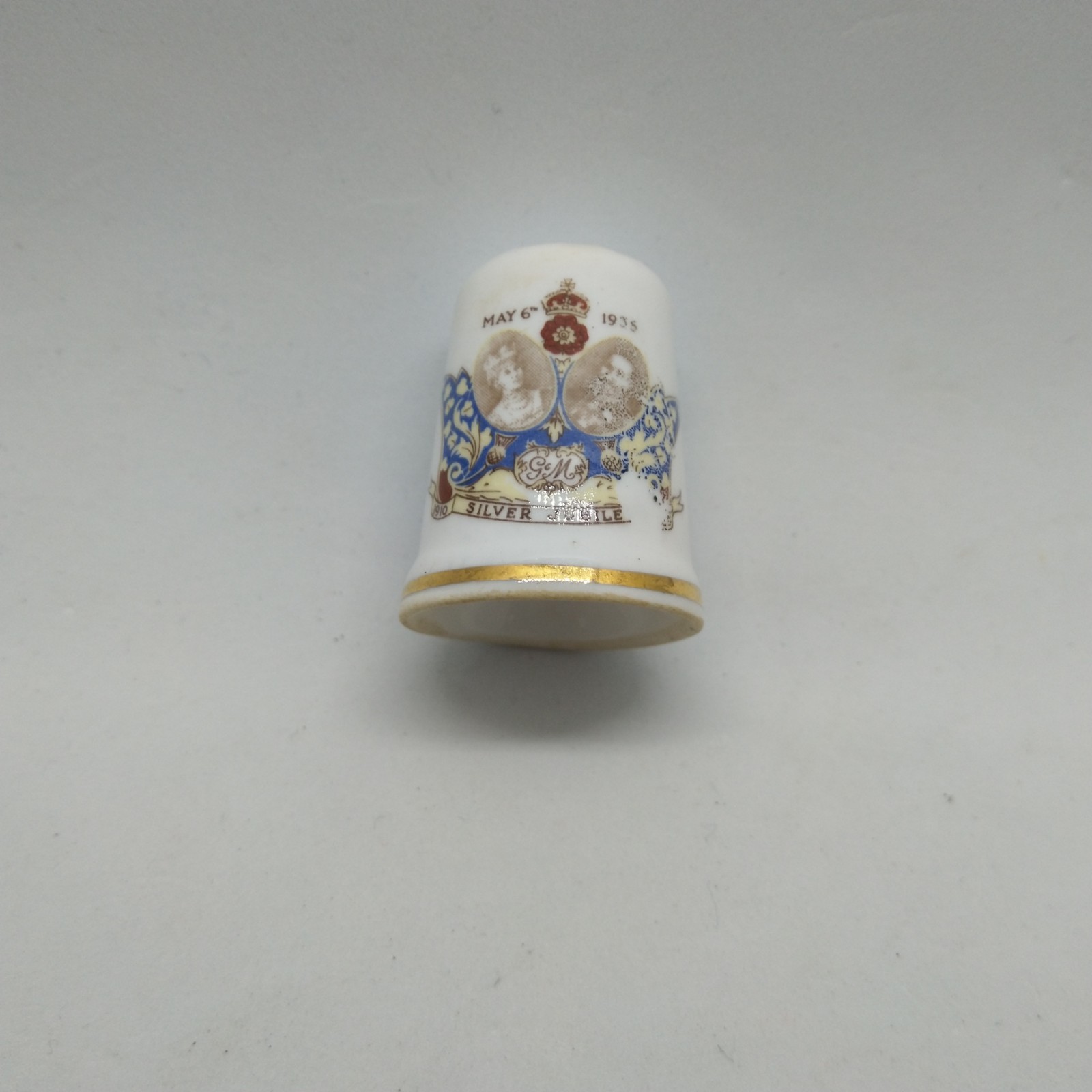 Vintage Royal Staffordshire Bone China Thimble Silver Jubilee 1935 Gold Gilding