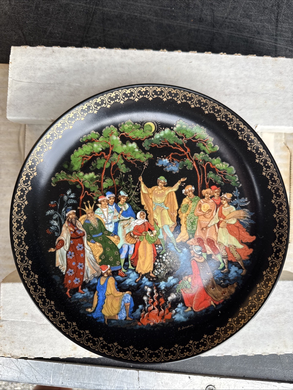 Collectible plate, Porcelain USSR- 1989, 