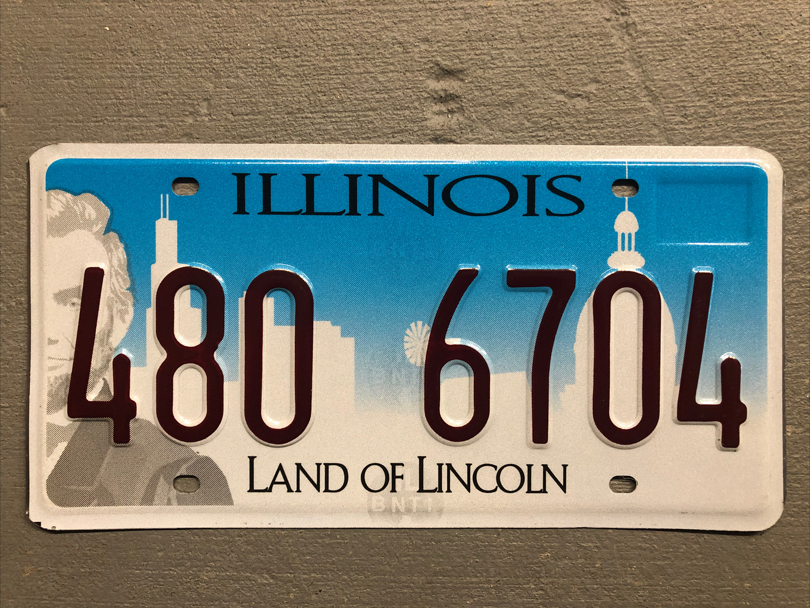 EXPIRED ILLINOIS LICENSE PLATE LAND OF LINCOLN RANDOM LETTERS/NUMBERS NICE EXPIRED ILLINOIS LICENSE PLATE LAND OF LINCOLN RANDOM LETTERS/NUMBERS NICE