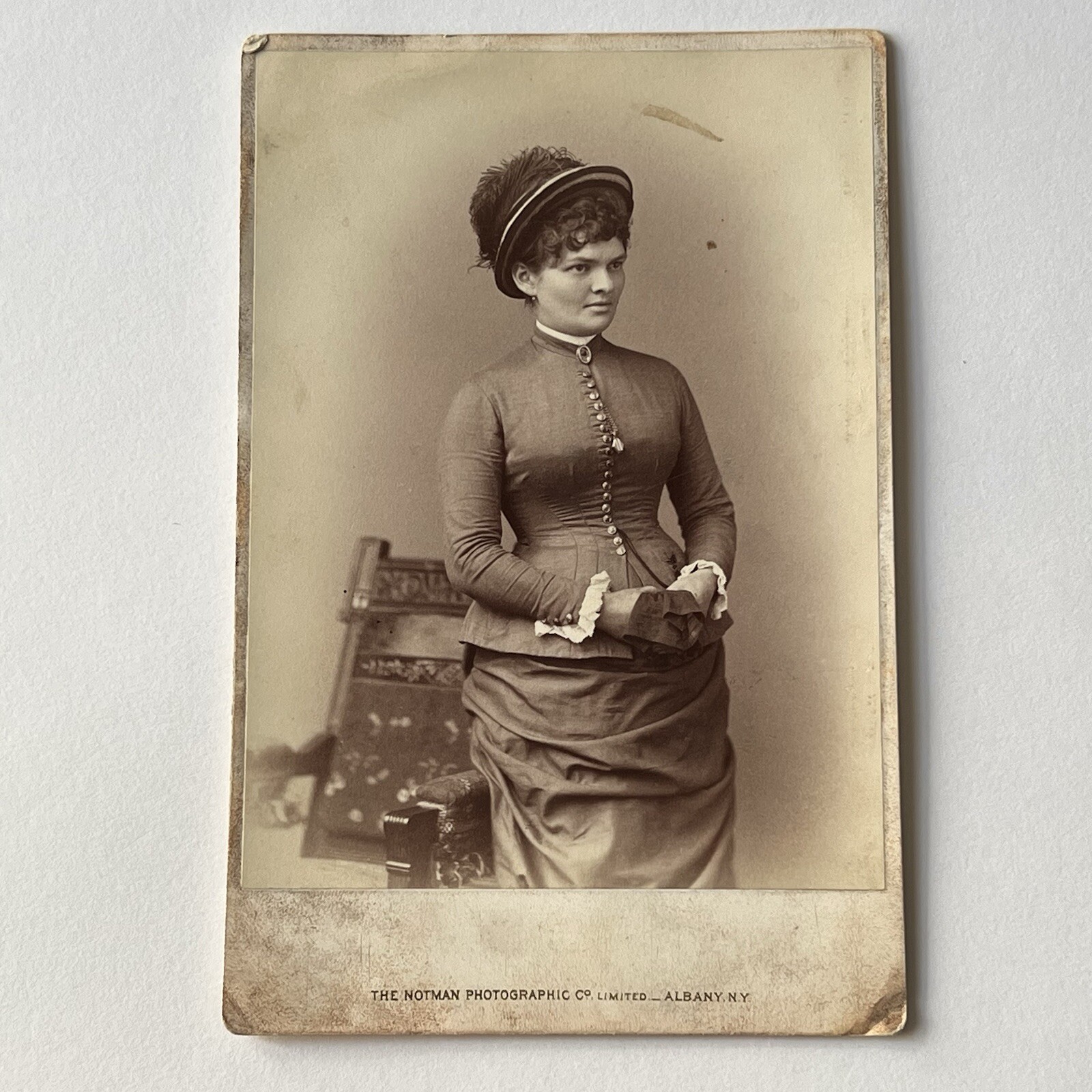 Antique Cabinet Card Photograph Beautiful Fashionable Young Woman Albany NY