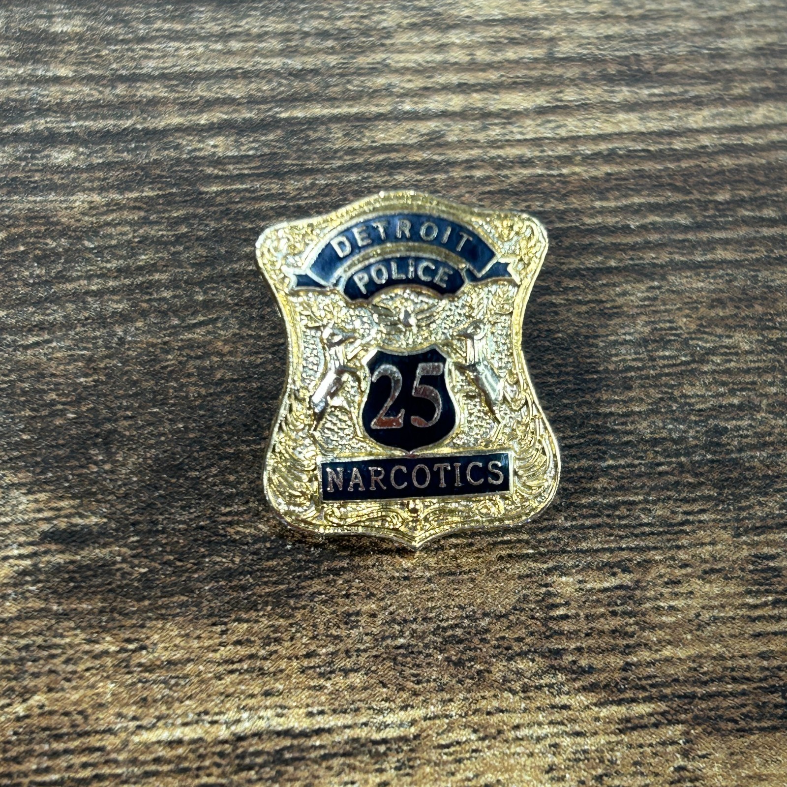 Vtg Detroit Police Narcotics Gold Tone Lapel Pin