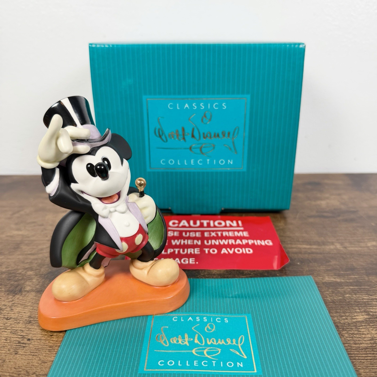 Vintage WDCC On With the Show Disney's Magician Mickey NEW in Box with COA