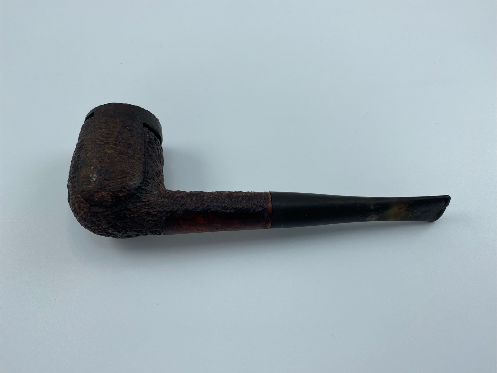 VINTAGE FRIBOURG & TREYER HAND CARVED HURRICANE DE LUXE LONDON MADE PIPE RARE VINTAGE FRIBOURG & TREYER HAND CARVED HURRICANE DE LUXE LONDON MADE PIPE RARE