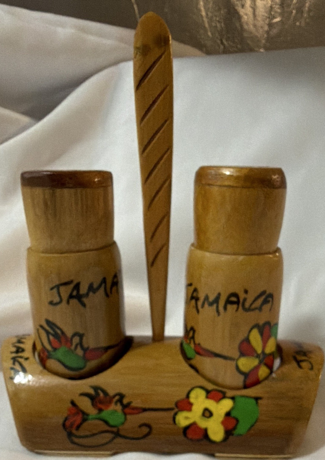 Jamaica Souvenir Wooden Salt & Pepper Shakers Floral Set w/ Stand & Handle Jamaica Souvenir Wooden Salt & Pepper Shakers Floral Set w/ Stand & Handle