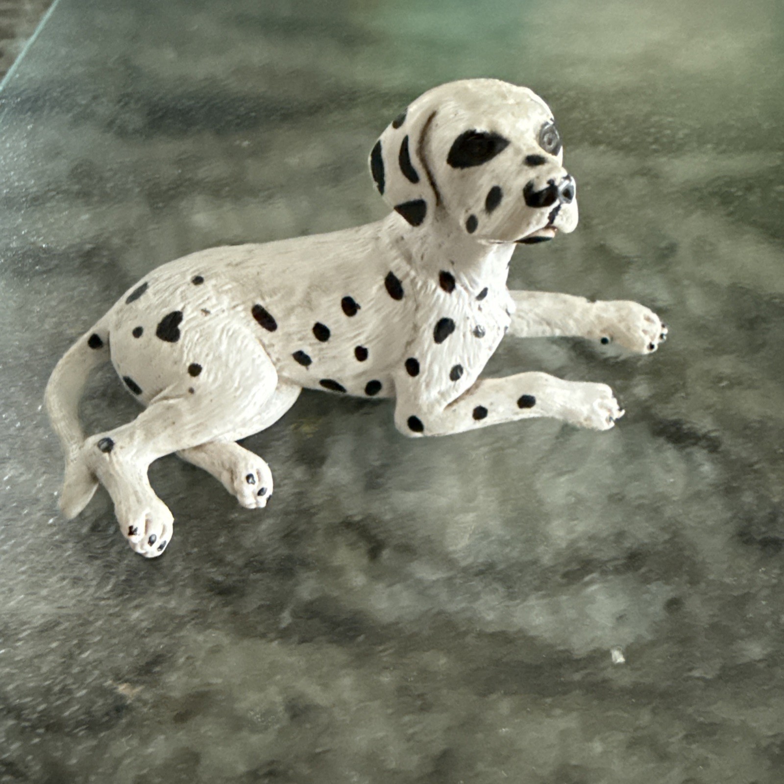 Schleich 1997 DALMATIAN LAYING DOWN Dog Figure Retired 16319 Pet Figurine Toy