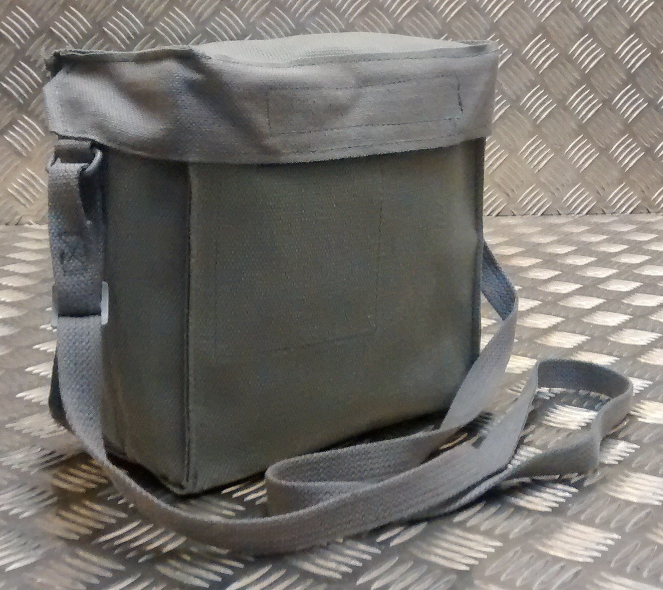 Genuine Danish (CD)  Army Vintage Gas Bag. Side / Shoulder / Haversack - NEW