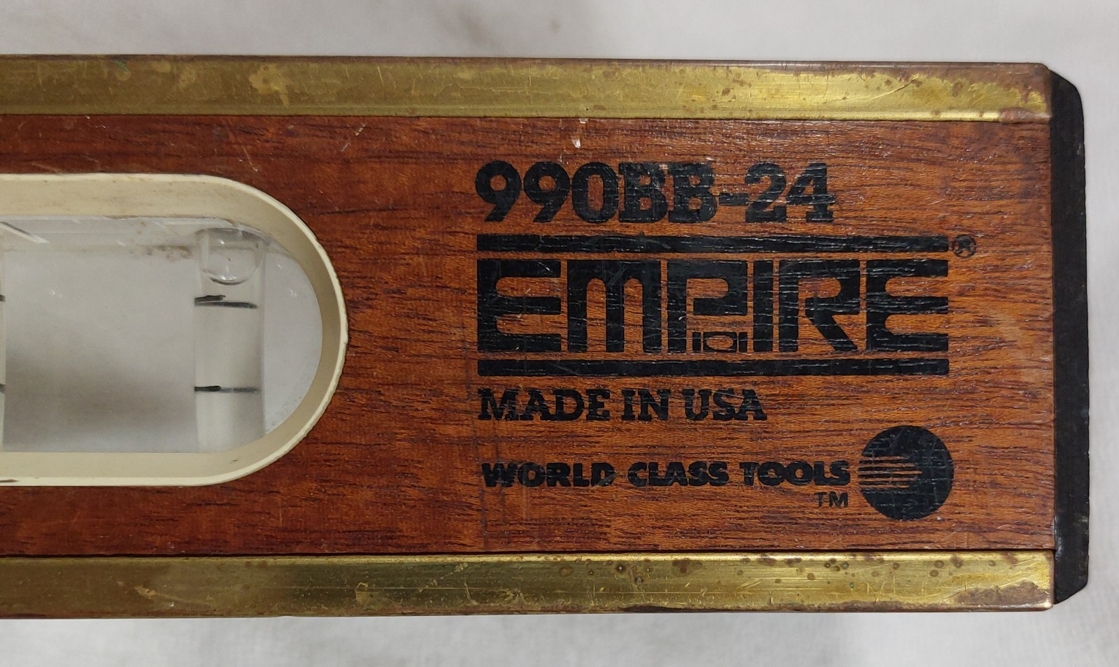 VTG Empire 990BB 24 Inch Brass-Bound Mahogany Spirit Level VTG Empire 990BB 24 Inch Brass-Bound Mahogany Spirit Level