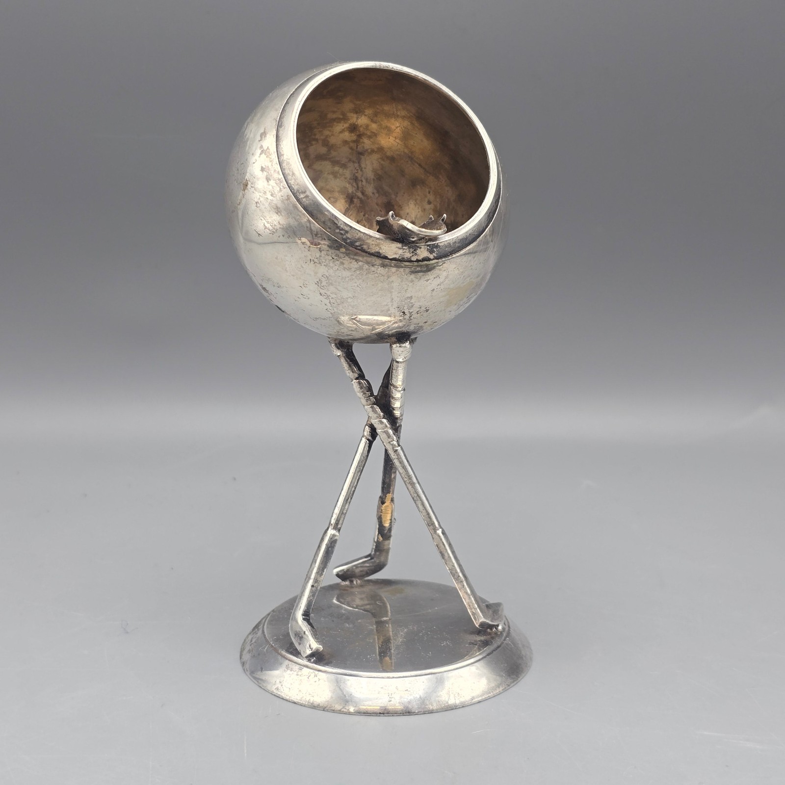 Vintage Silver Plate Golf Themed Ashtray Vintage Silver Plate Golf Themed Ashtray