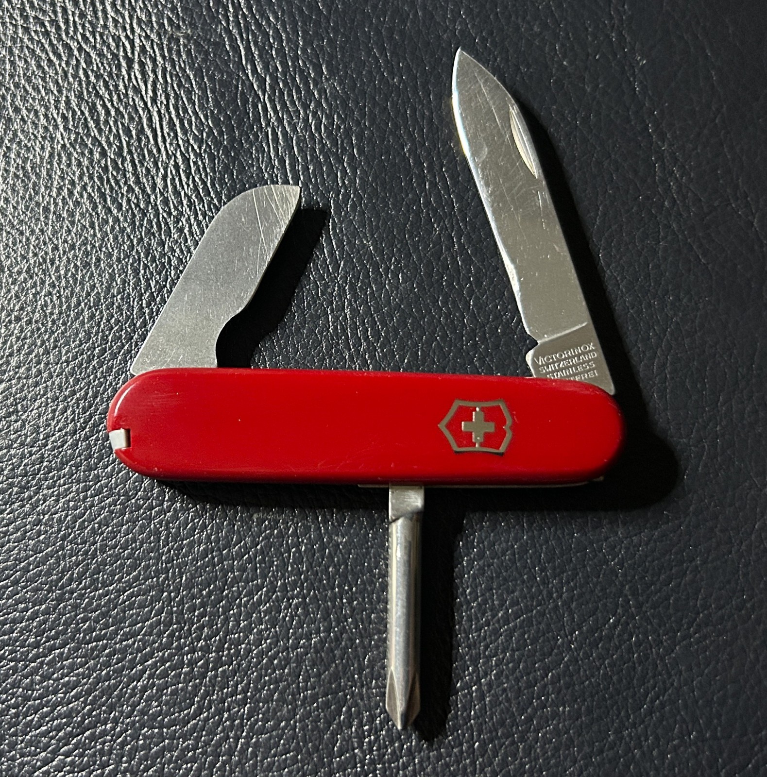Victorinox ELECTRICIAN Radio Shack Swiss Army Knife - Red - 84mm - Vintage