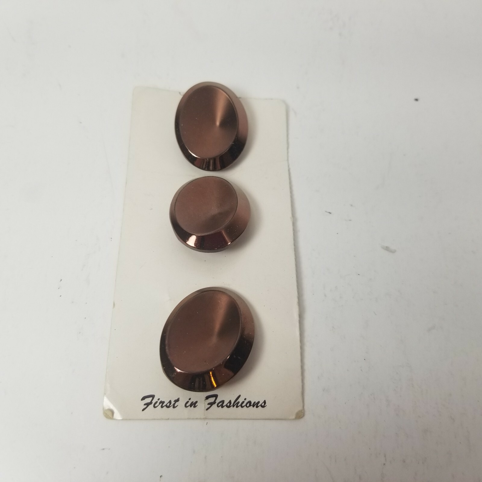 Set of 3 Vtg FIRST IN FASHIONS Copper Tone Metal Shank Buttons on Card