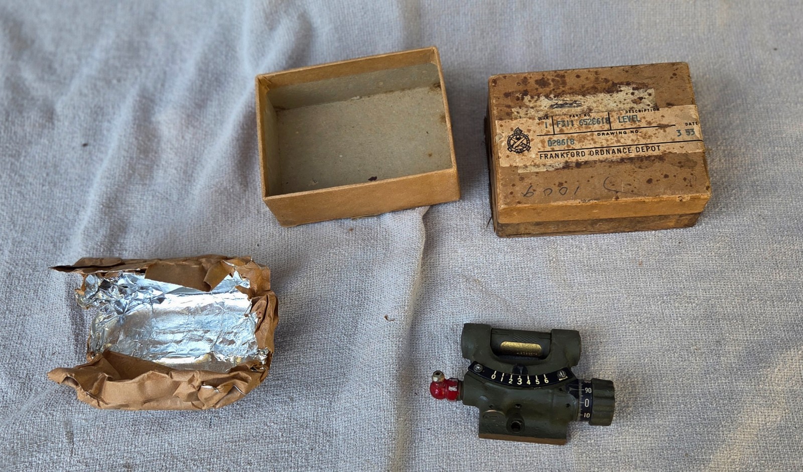 1953 US Military Level Ordnance Instrument Frankford Arsenal D28618 w/ Box