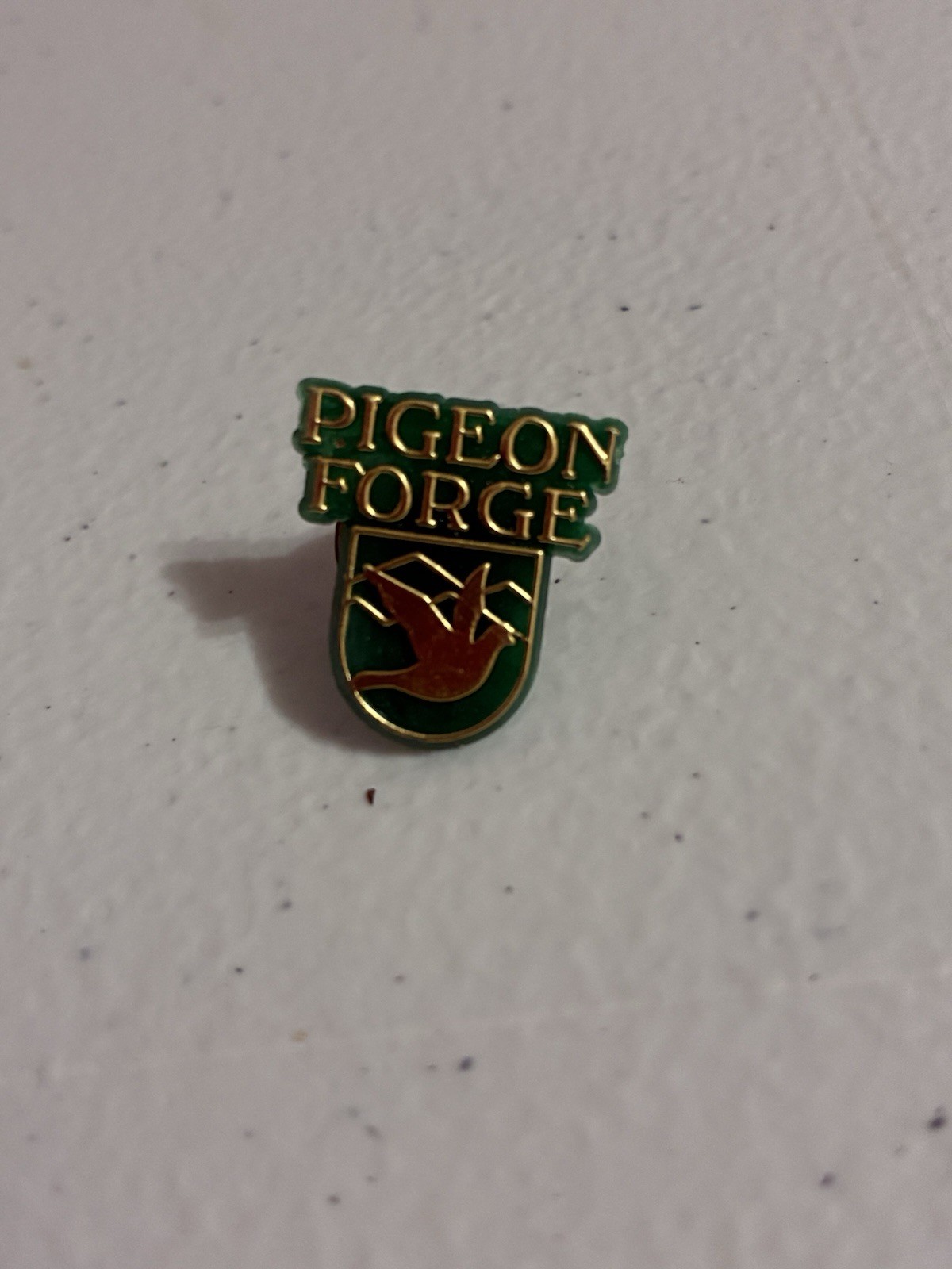 Pigeon Forge Tennessee Pin Vtg 1980s Green Made In USA