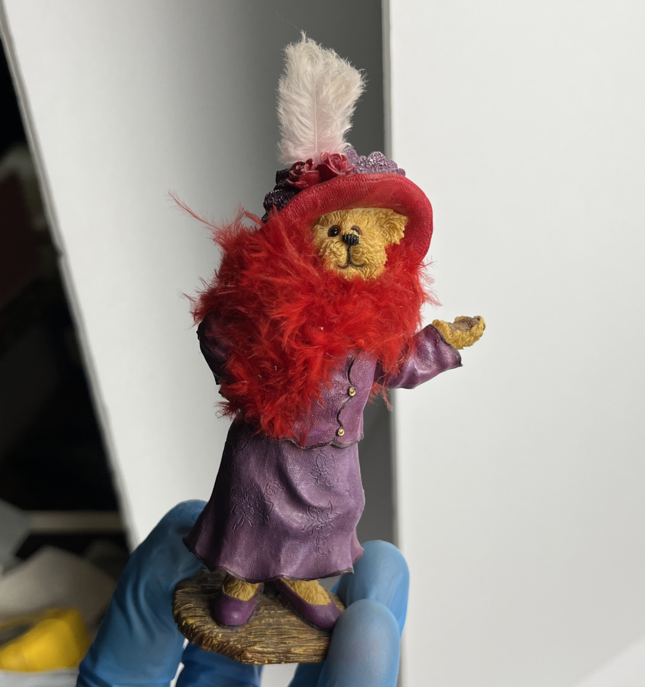 Boyds Bears Resin Ms Sassafrass...It's All About Me style 2277943 Red Hat No Box
