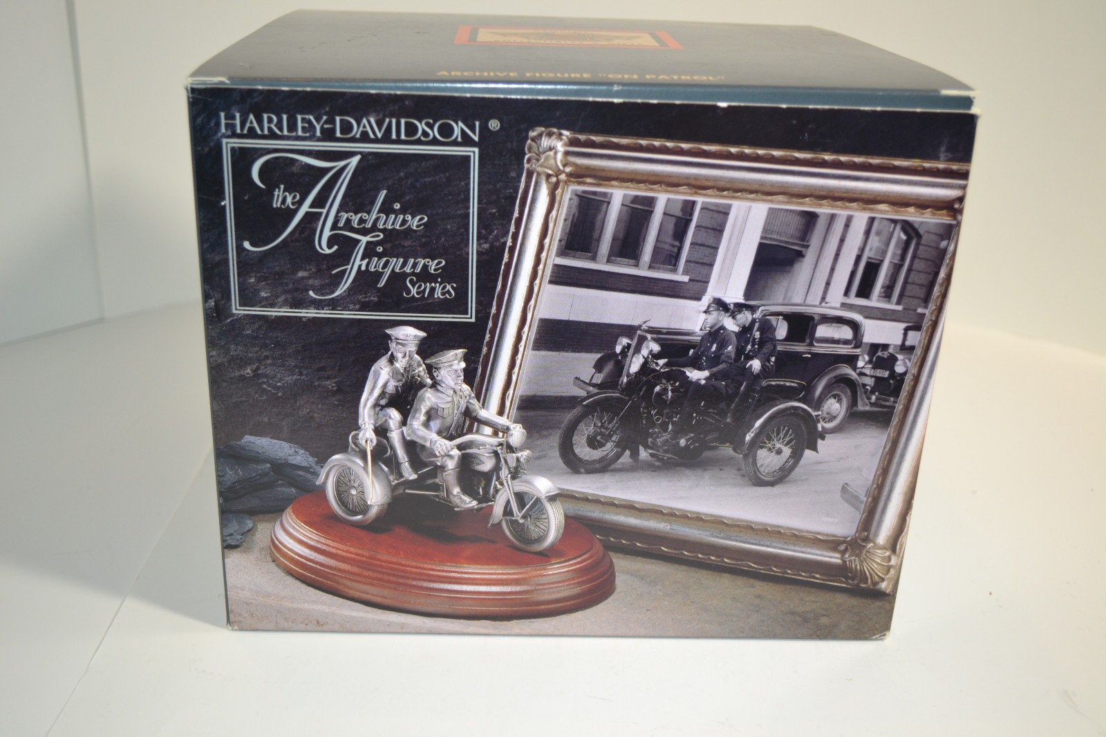NEW 1996 Harley-Davidson Archive Series HEAVY Pewter Figurine ON PATROL /1500 NEW 1996 Harley-Davidson Archive Series HEAVY Pewter Figurine ON PATROL /1500