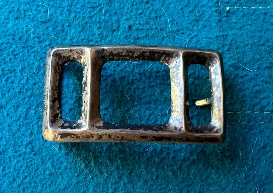 Vintage Sand Cast Silver Belt Buckle by Frances Jones 33g K01