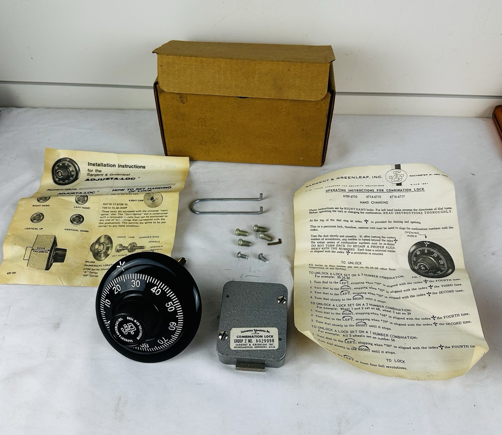 VINTAGE SARGENT AND GREENLEAF  COMBINATION LOCK GROUP 2 SAFE DIAL LOCK