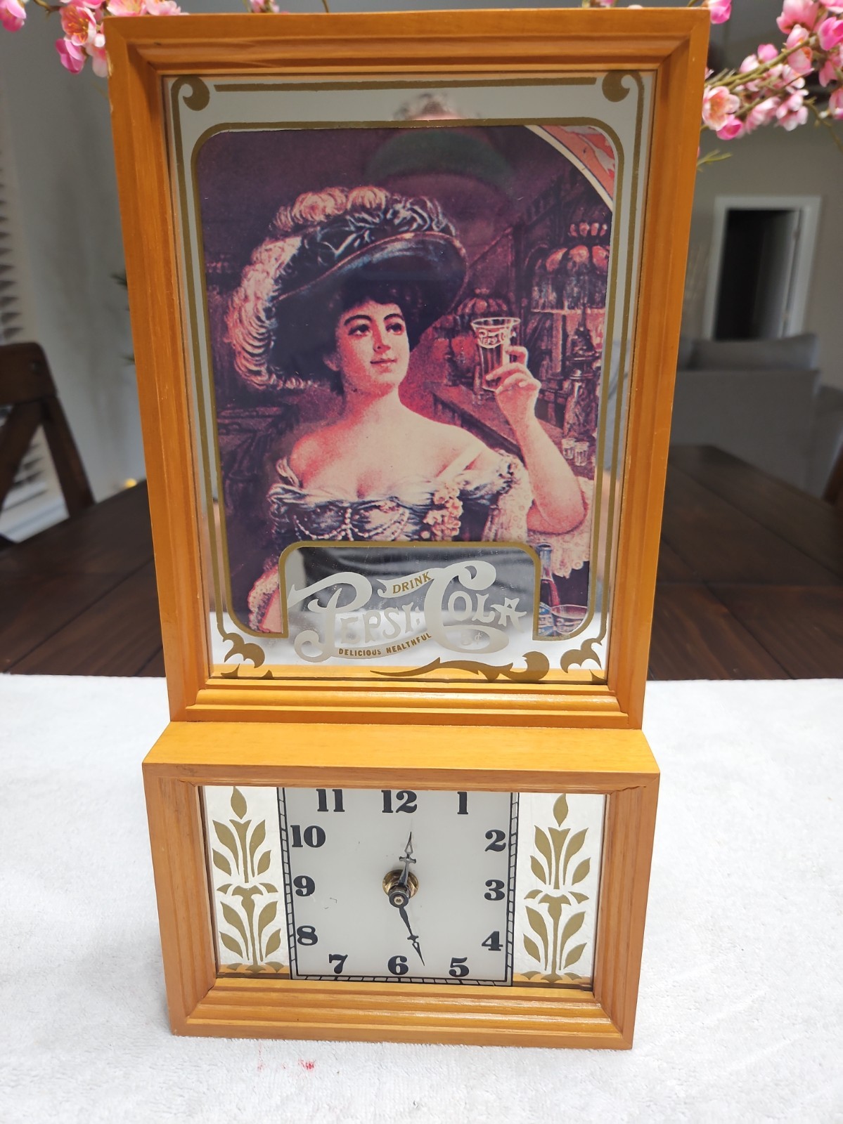 Vgt Pepsi Cola Clock Battery Quartz Movement Wood Frame Glass Dial 13\