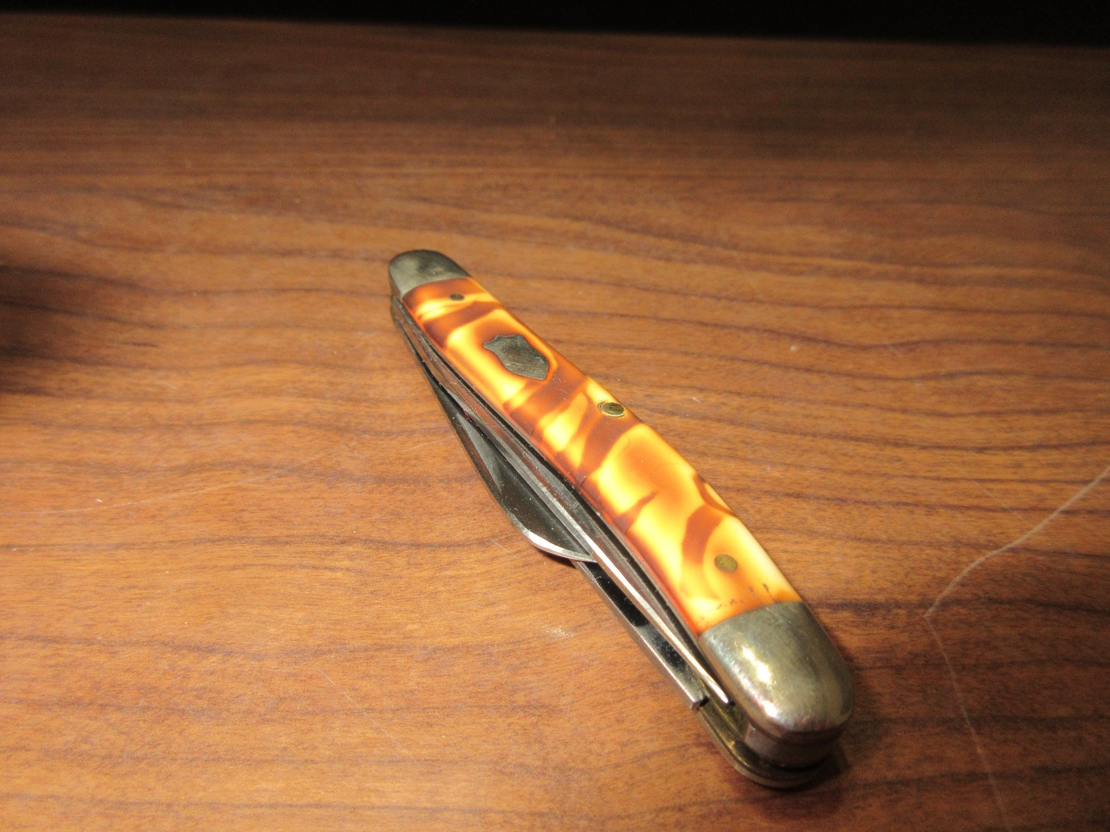 Schrade USA 896K butter & molases stockman mint knife