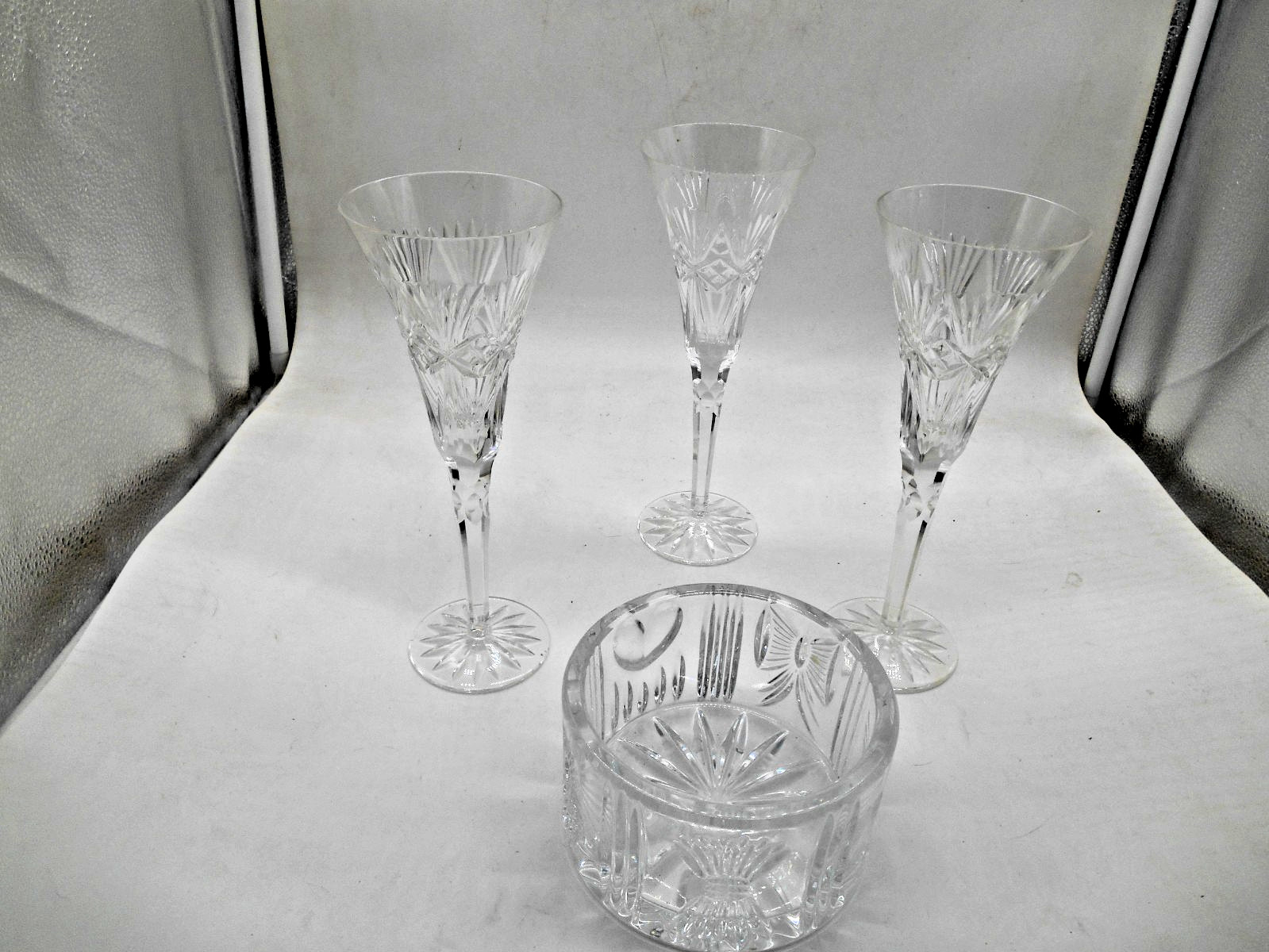 Gorgeous Waterford Champagne Coaster w/ Gresham 6 oz. Champagne Flutes Gorgeous Waterford Champagne Coaster w/ Gresham 6 oz. Champagne Flutes