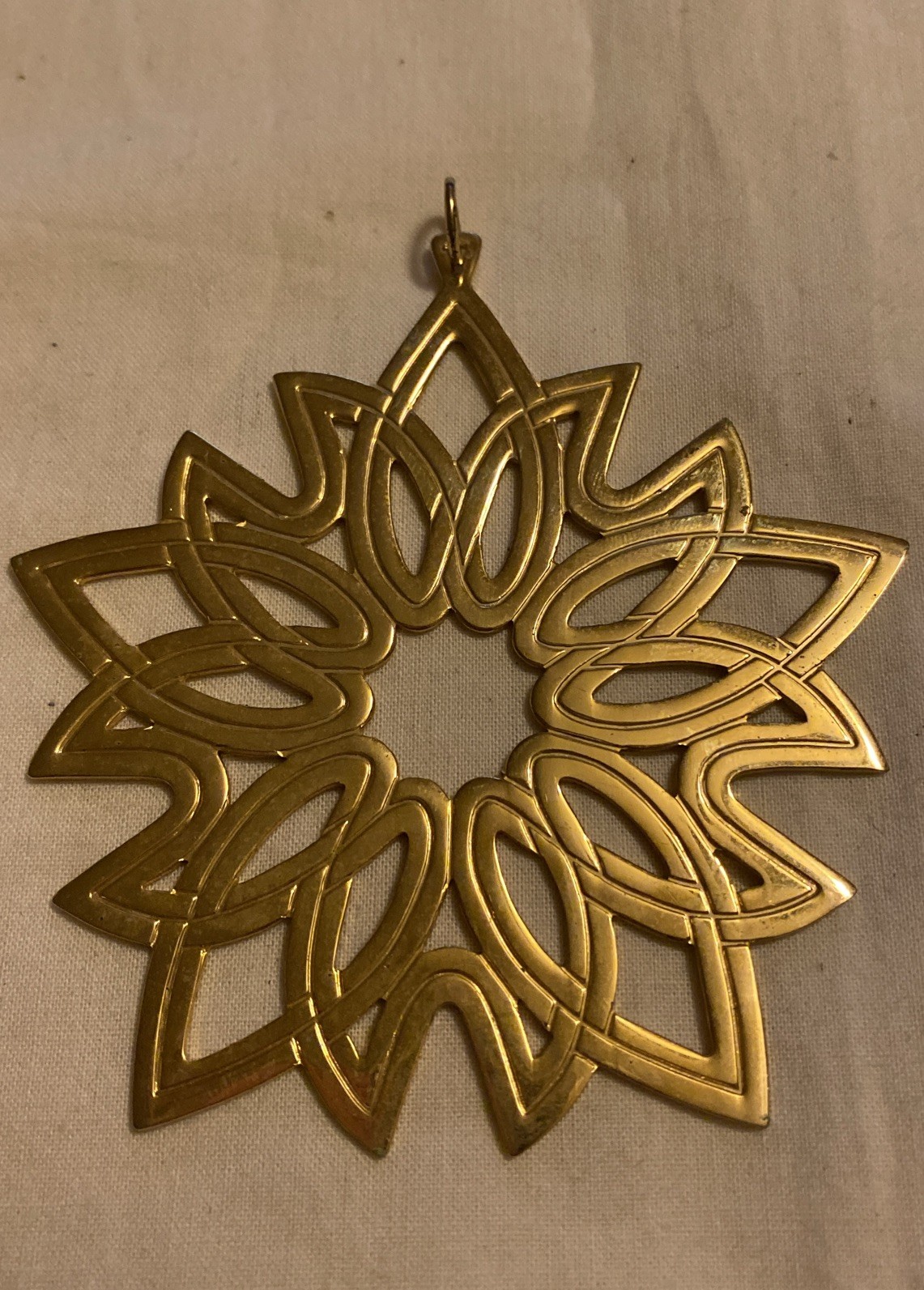 1977 MMA Metropolitan Museum of Art Gold Plated A Christmas Star Ornament