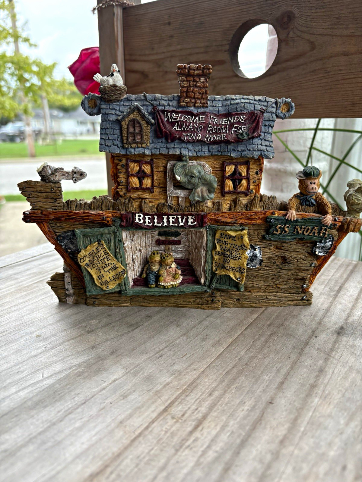 Noah\'s Ark Resin Figurine w/ Animals & \