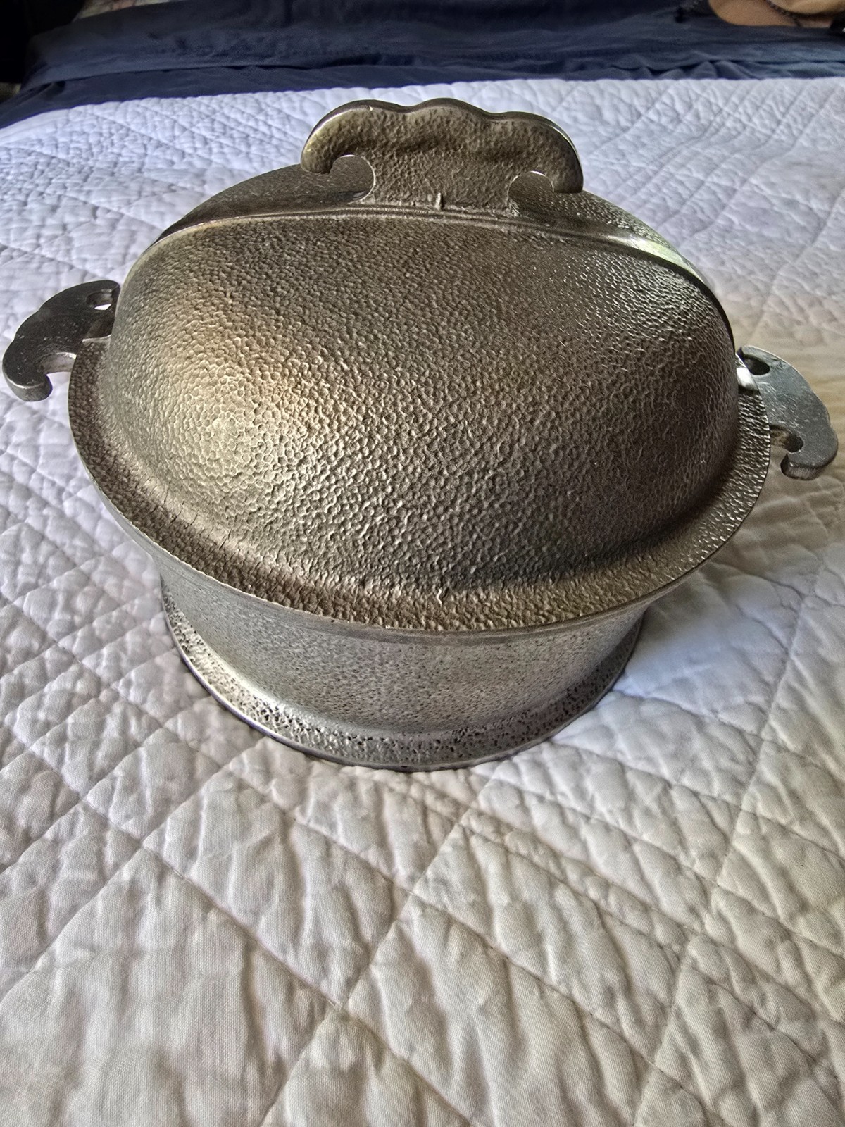 GUARDIAN SERVICE WARE 8 Inch Round Aluminum Casserole Pot With Aluminum Lid