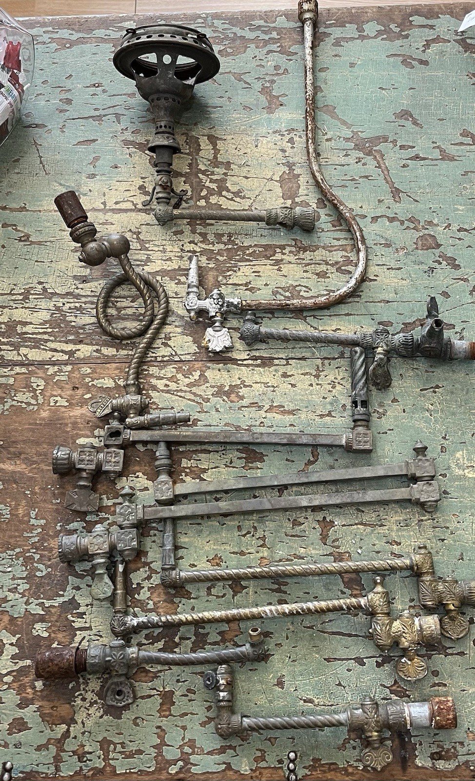 Antique Lot Of 10 Architectural Salvage Ornate Brass Gas Lighting Parts Untested