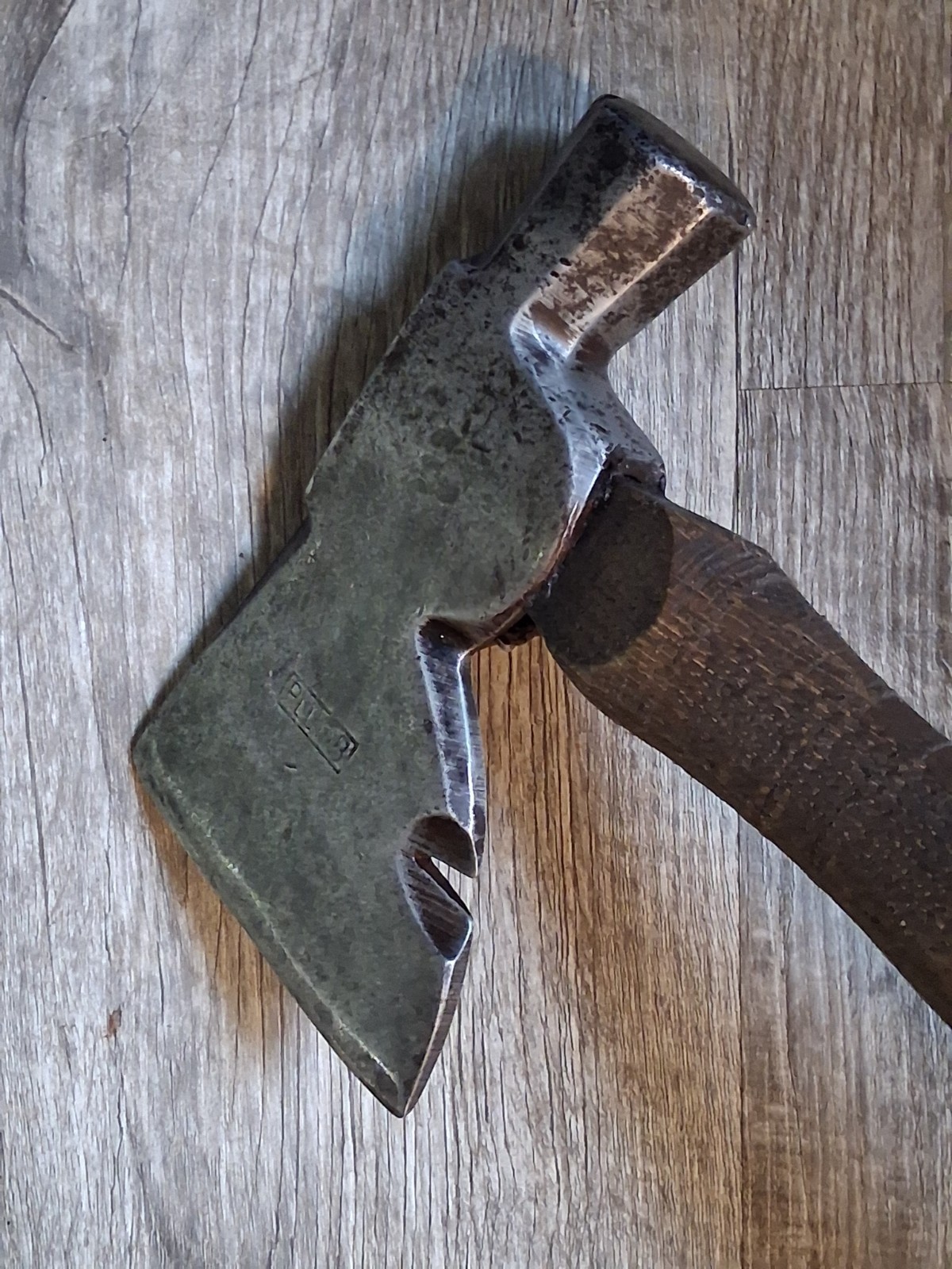 Vintage 1947-49 Half-Hatchet Rigging-Axe Roofing-Hammer w/ Replaced Handle 🇺🇲 Vintage 1947-49 Half-Hatchet Rigging-Axe Roofing-Hammer w/ Replaced Handle 🇺🇲