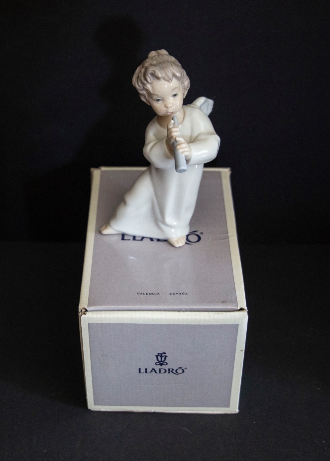 Lladró “Angel With Flute” Figurine-#4540 (Retired)-Porcelain-6.25\