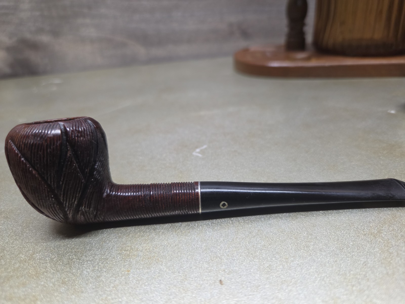Vintage Kaywoodie Fine Line Pipe Wire Carved Unsmoked