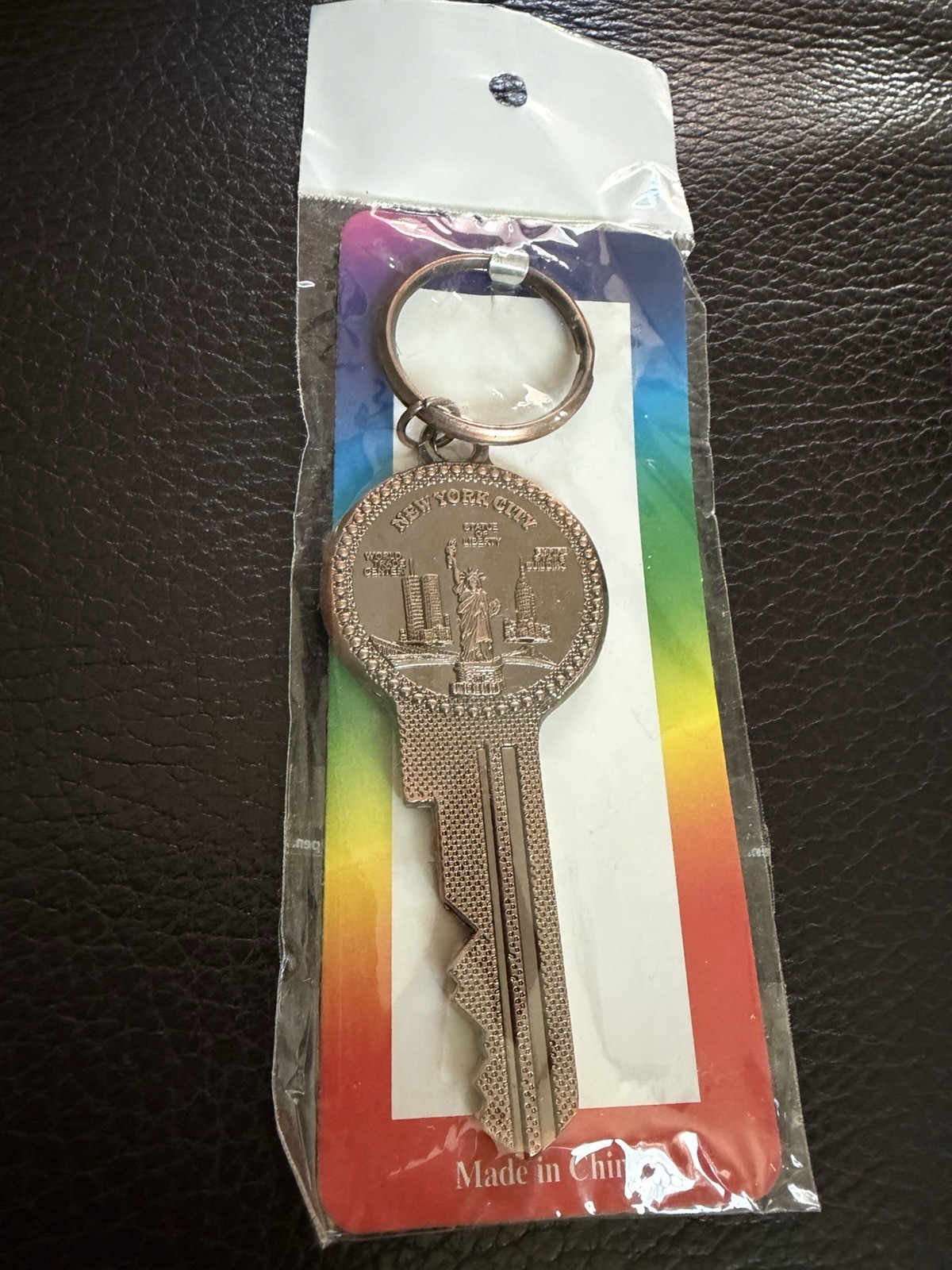 Vintage NYC Pre-9/11 Key-Shaped Brass Keychain Statue of Liberty Twin Towers NOS