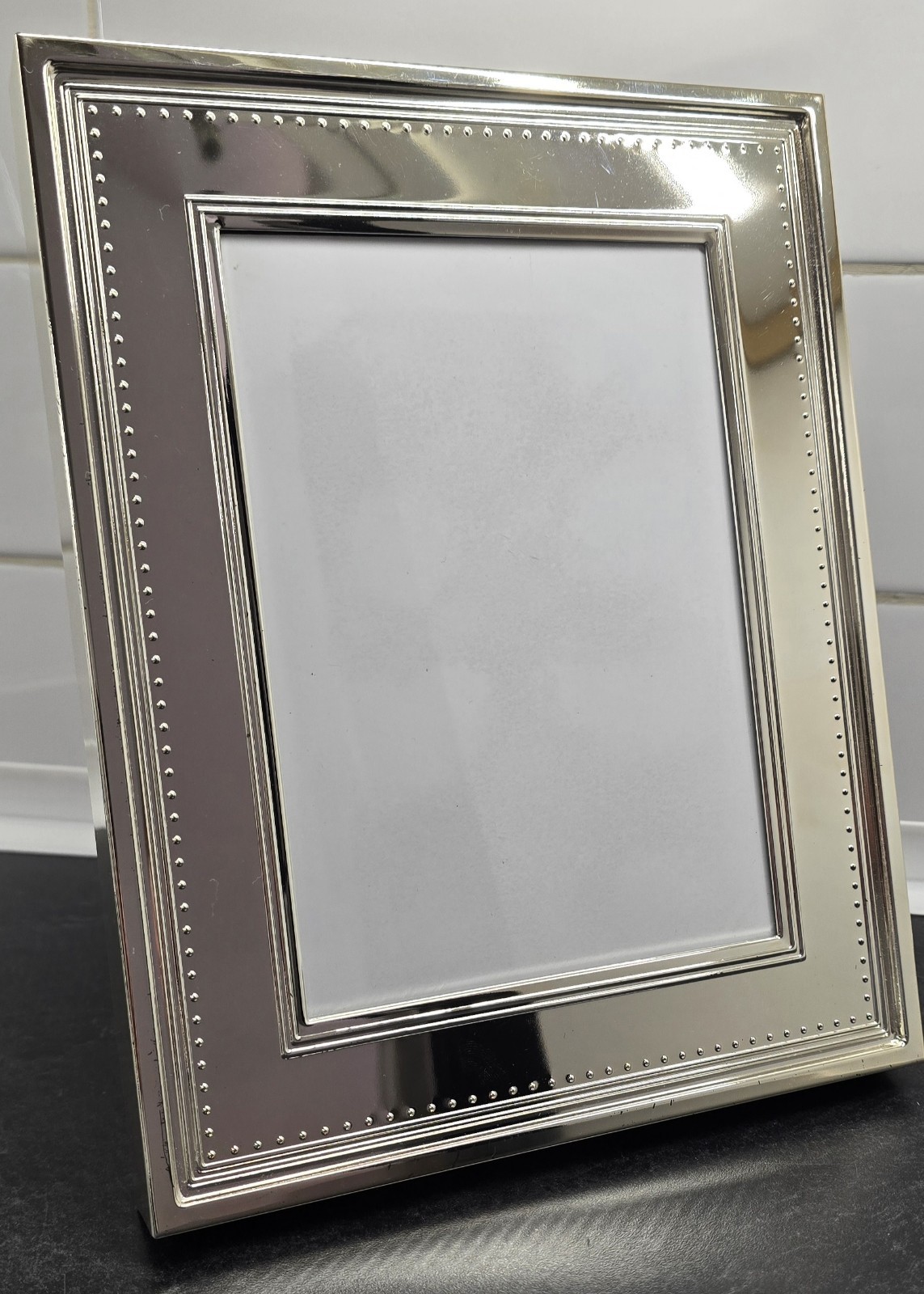 Wedgwood Vera Wang Silver Picture Frame 5×7 inches Wedgwood Vera Wang Silver Picture Frame 5×7 inches