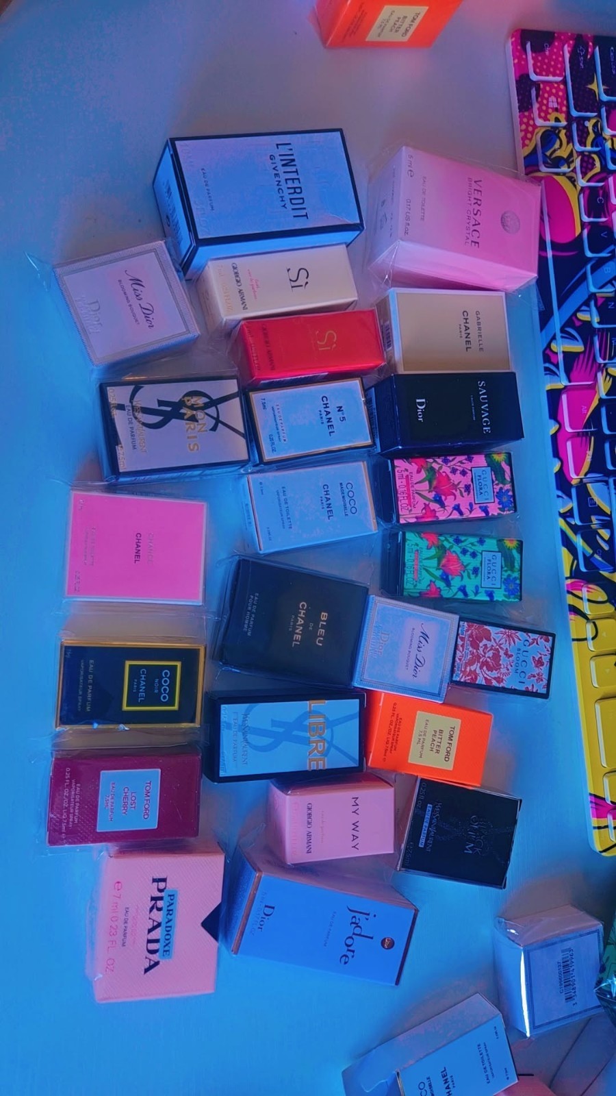 Chanel Dior Versace Tom Ford YSL Prada Gucci Collectible Perfume Miniatures Lot