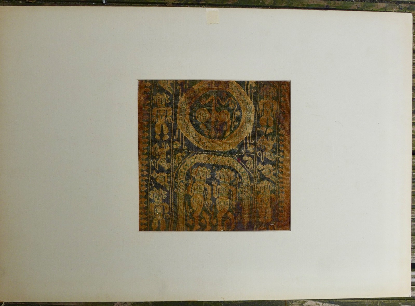 Nice ancient Egyptian Coptic textile part with people-animals 7th. century AD