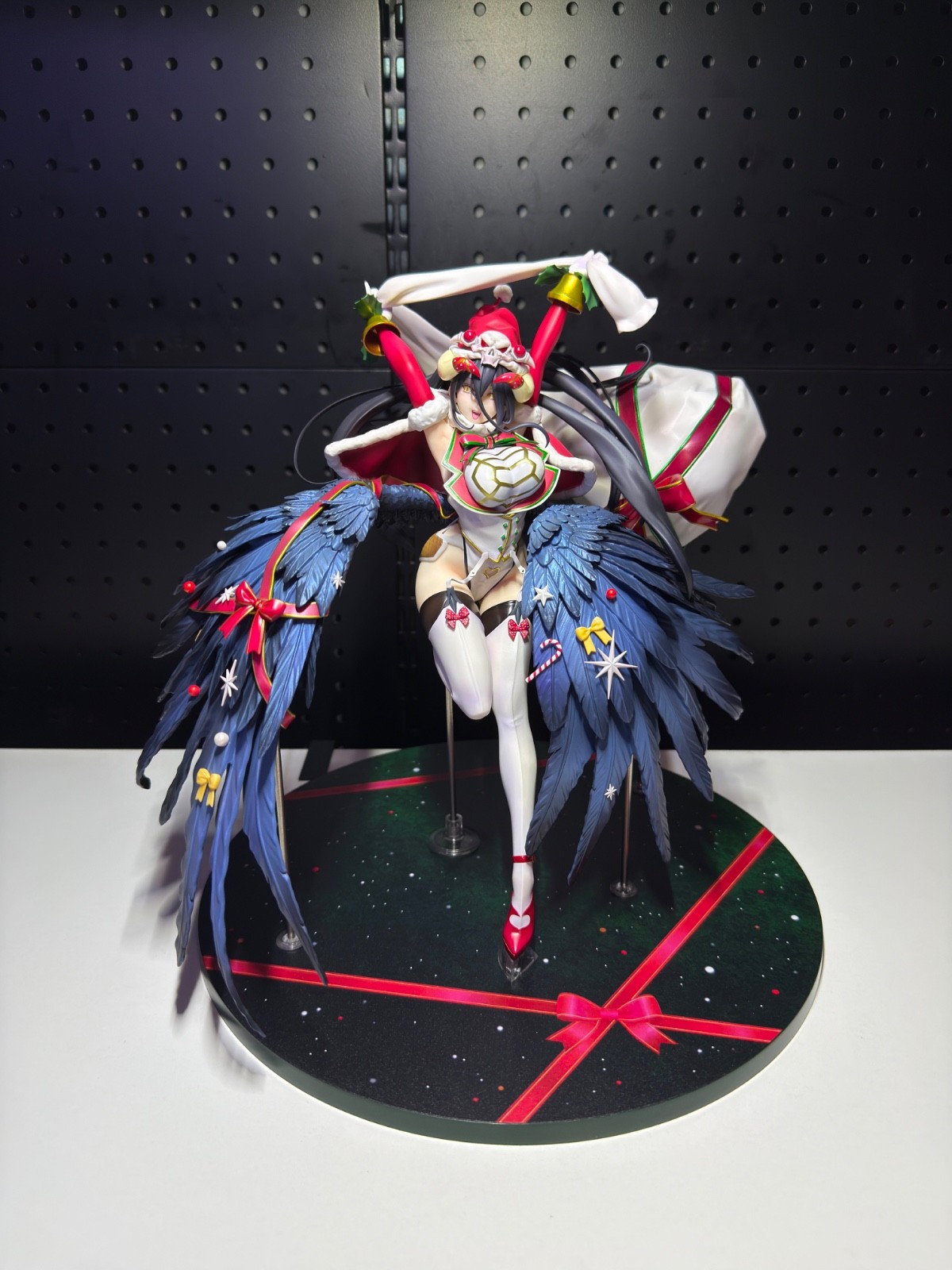 Alter - Overlord - Albedo - 1/8 - Pure White Santa Figure
