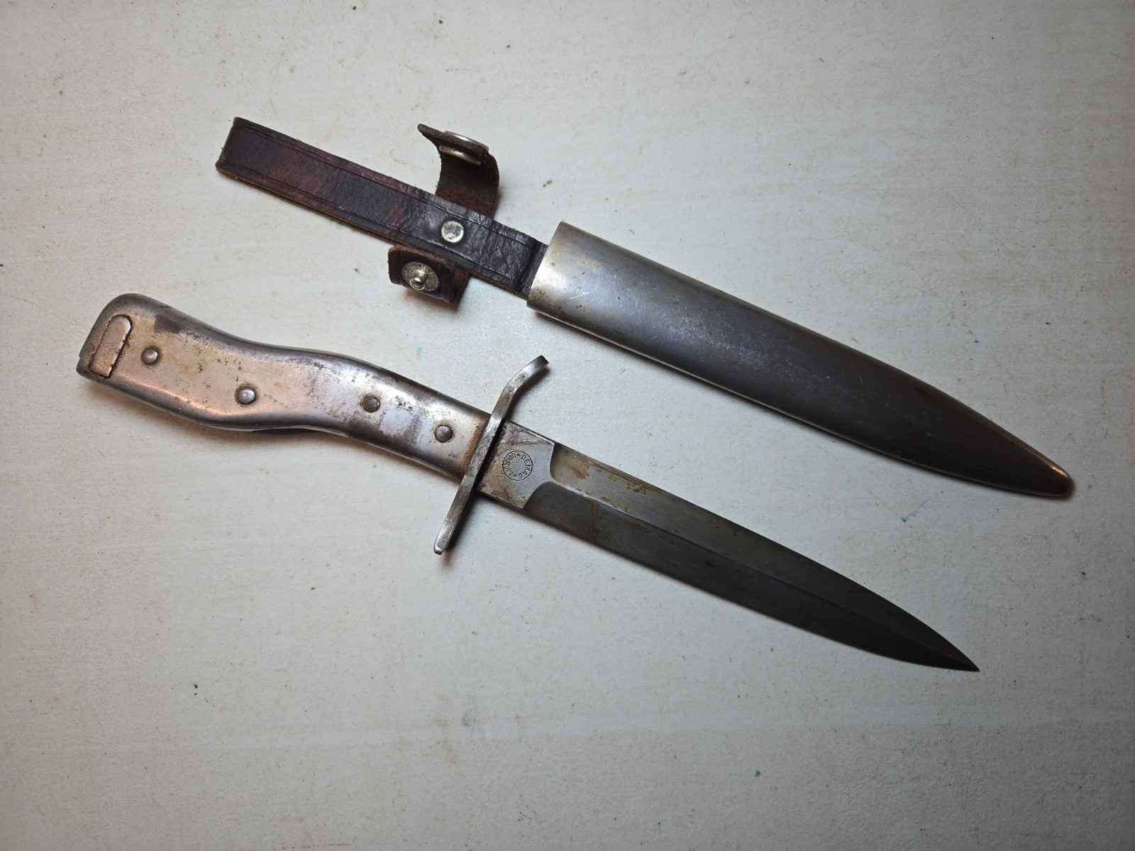 WWI German Ersatz Demag Trench Knife Bayonet w/Scabbard - Crank Handle WWI German Ersatz Demag Trench Knife Bayonet w/Scabbard - Crank Handle