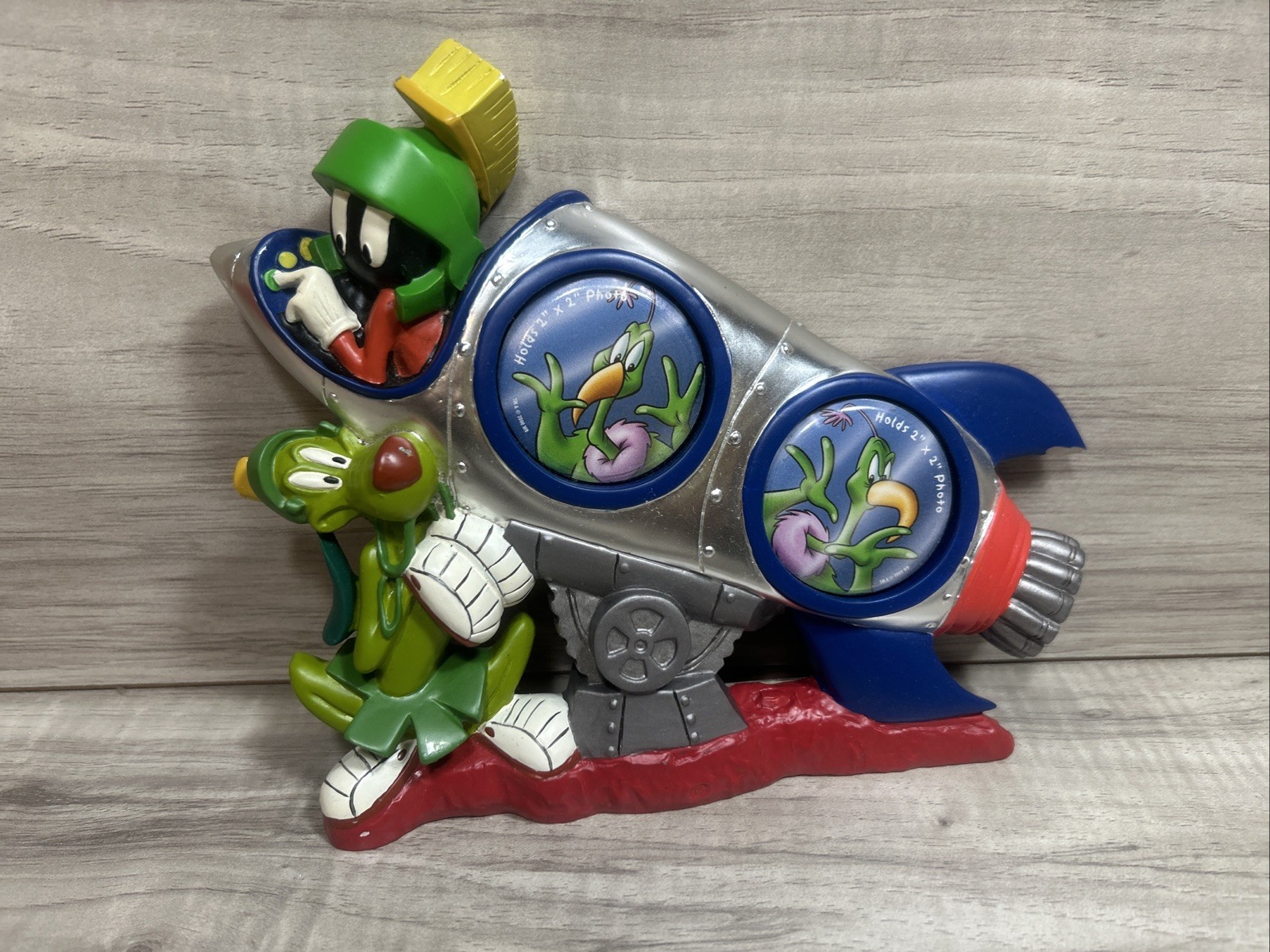 Looney Tunes 2000 Marvin The Martian Frame Warner Bros. Vintage Looney Tunes 2000 Marvin The Martian Frame Warner Bros. Vintage