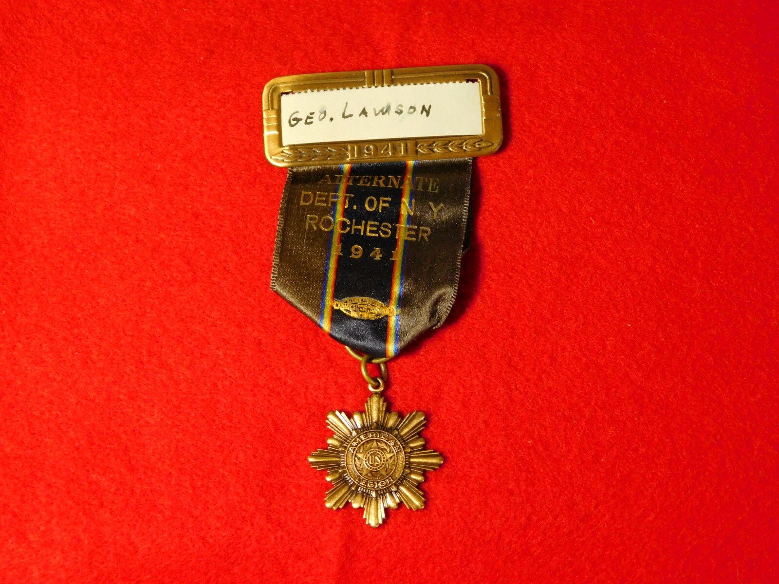 VINTAGE WWII 1941 ALTERNATE DEPT NY ROCHESTER AMERICAN LEGION MEDAL RIBBON PIN