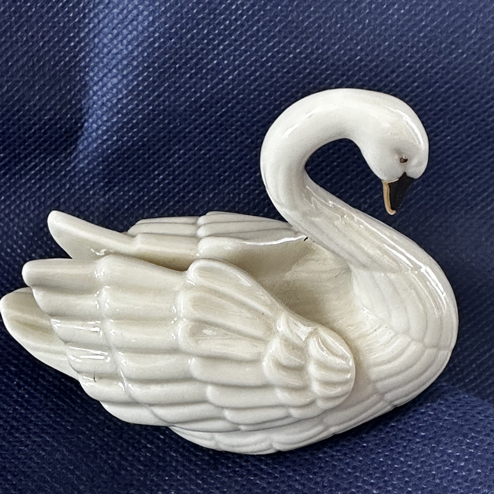 Vintage Lenox Swan Figurine 24K Gold Accents Place Card Holder/Cake Topper K3
