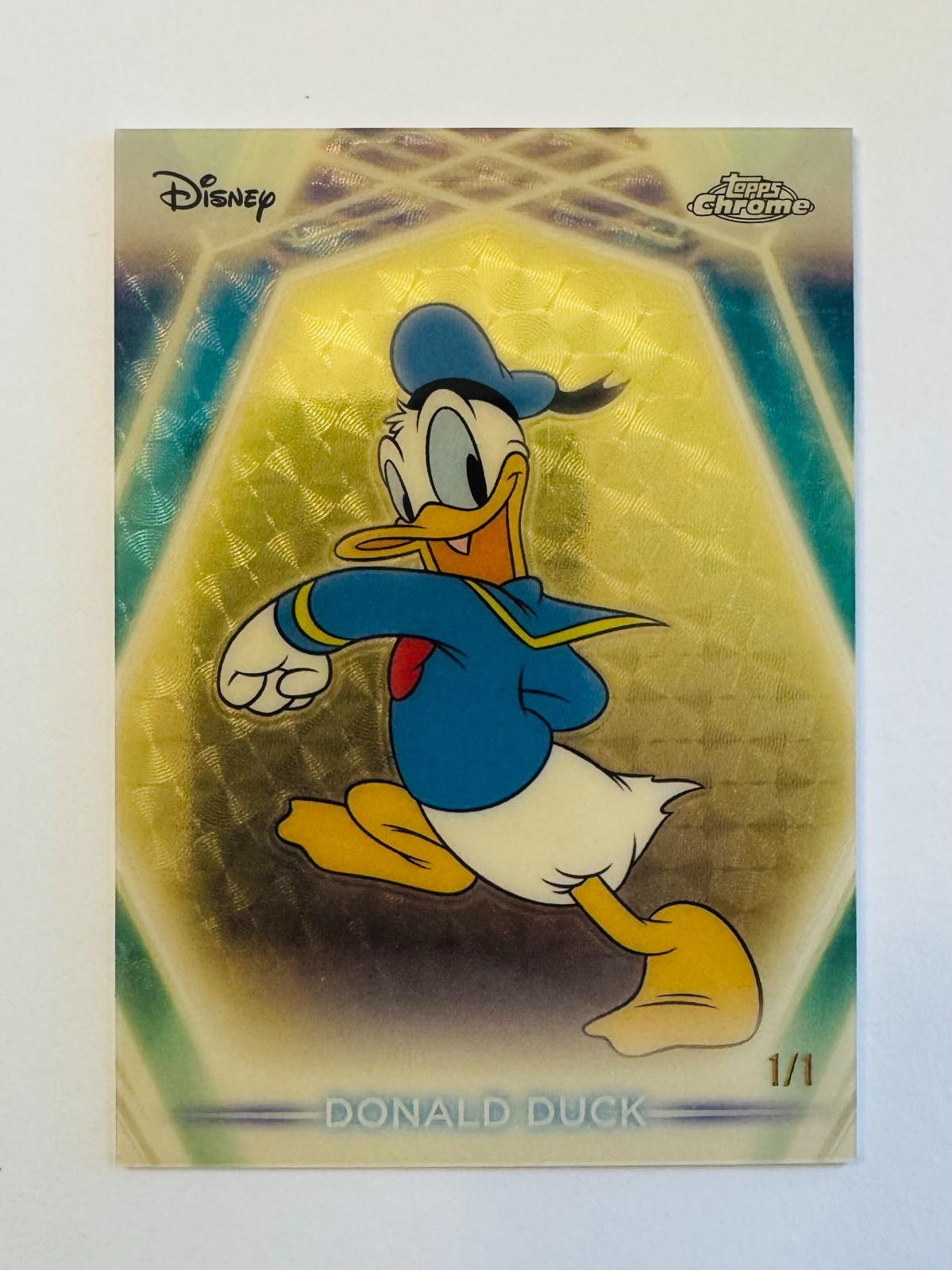 2026 Topps Disney Neon DONALD DUCK CNE-196 Superfractor 1/1 ONE OF ONE