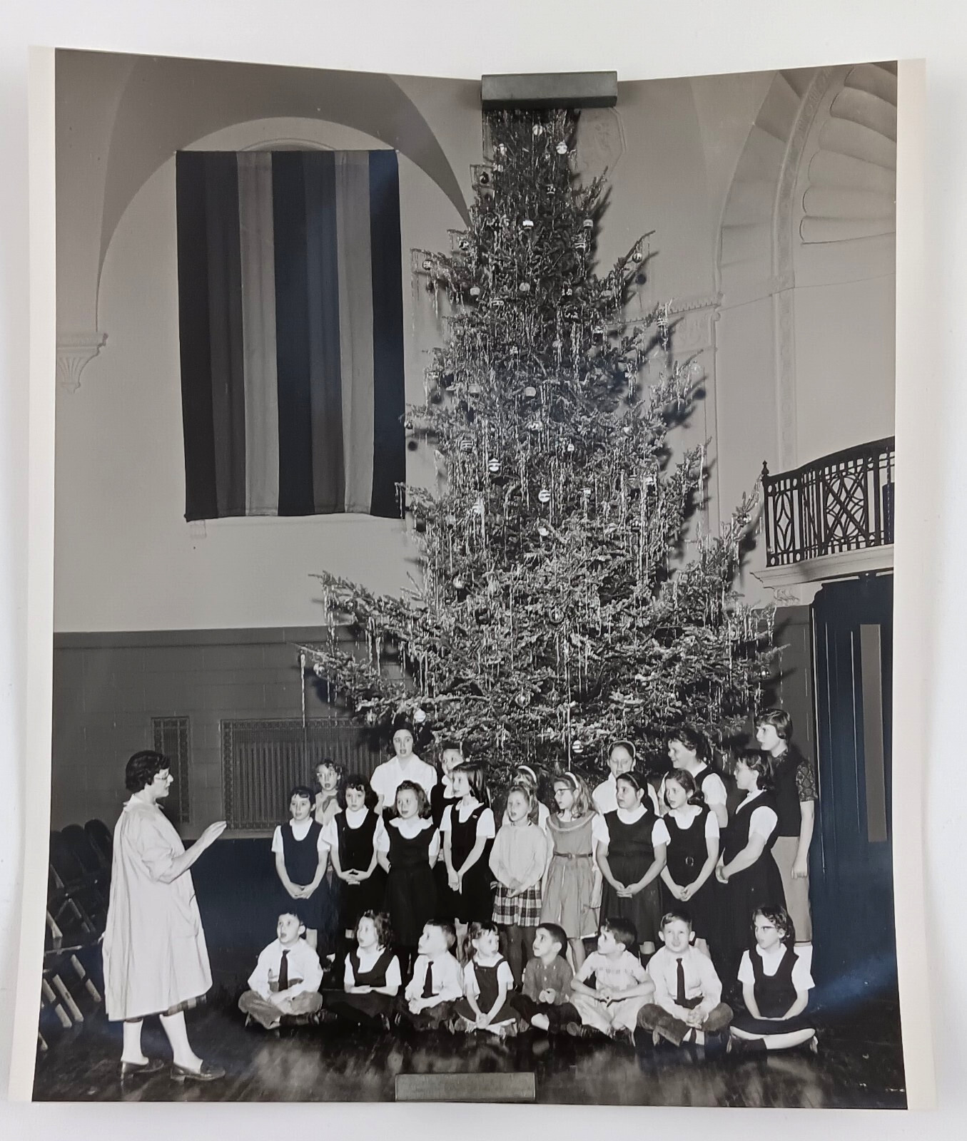 1959 Austin Texas Town City Hall Christmas Children\'s Choir Vintage Press Photo